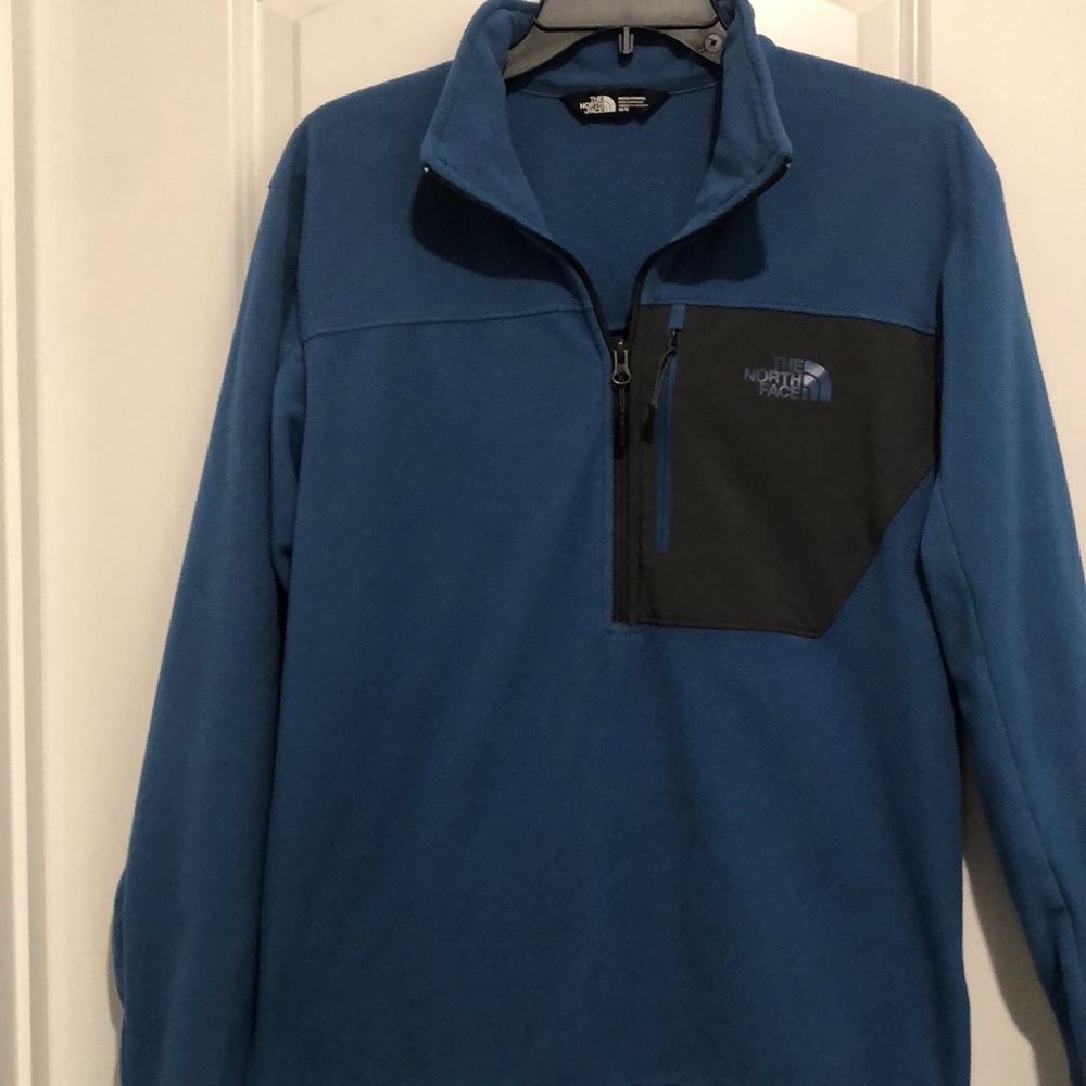 The North Face Fleece 3/4 zip Men’s Medium Unworn condition